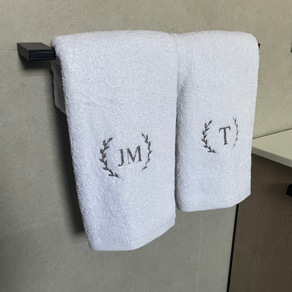 Dos toallas de mano personalizadas